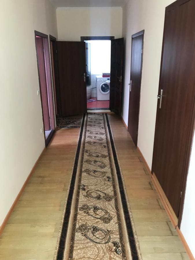 з окремою ванною кімнатою Apartment *