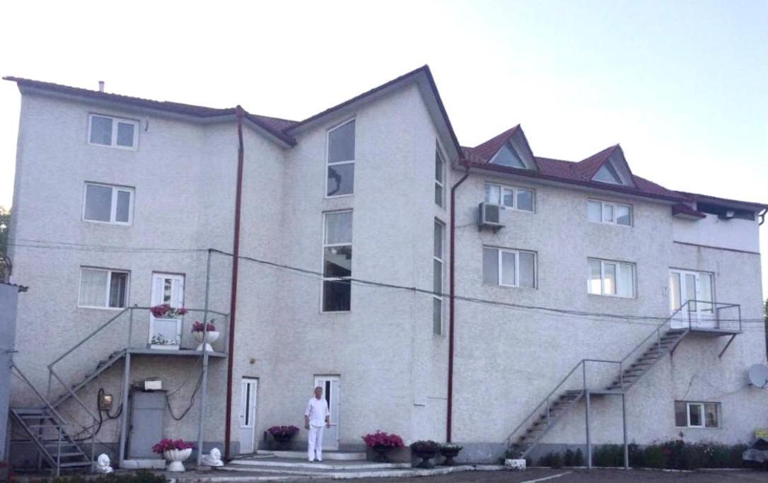 з окремою ванною кімнатою Chernivtsi
